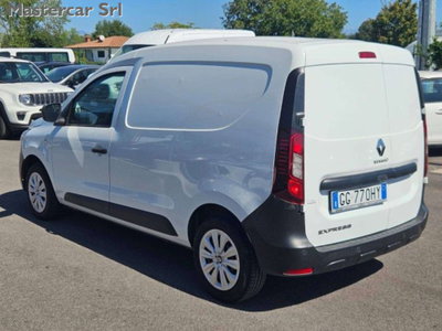 Renault Express van 1.5 Blue dci 95cv (6)