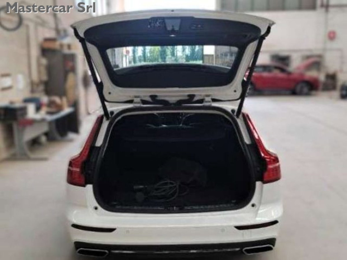 Volvo V60 T6 Recharge AWD Plug-in Hybrid Inscription (12)