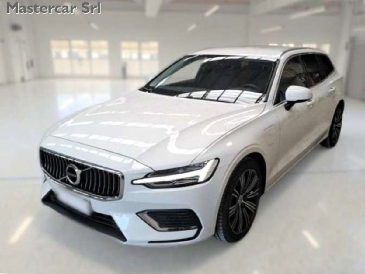Volvo V60 T6 Recharge AWD Plug-in Hybrid Inscription (2)