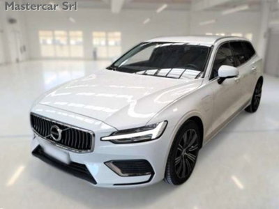 Volvo V60 T6 Recharge AWD Plug-in Hybrid Inscription (2)