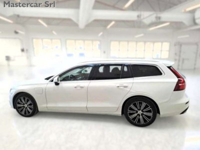 Volvo V60 T6 Recharge AWD Plug-in Hybrid Inscription (4)