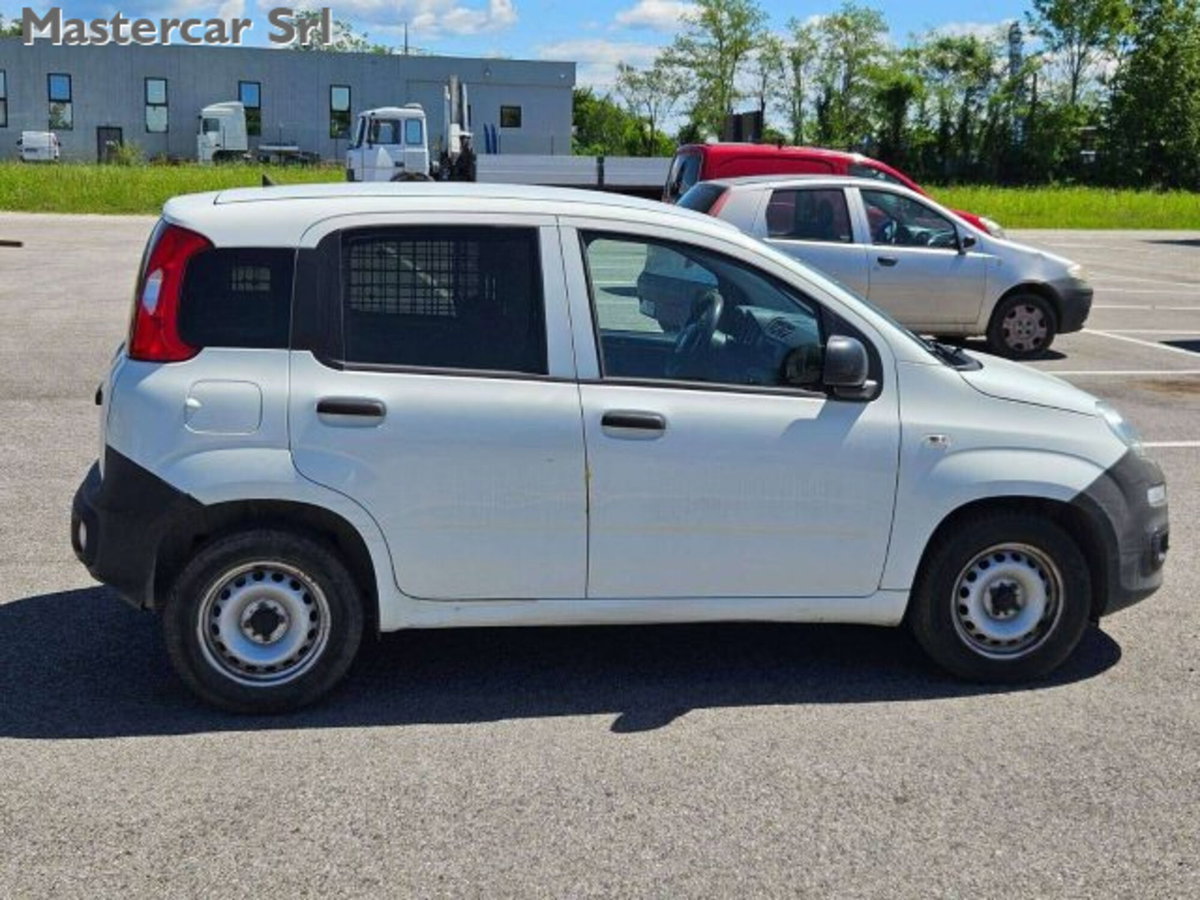 Fiat Panda 1.2 Pop Van 2 posti (9)