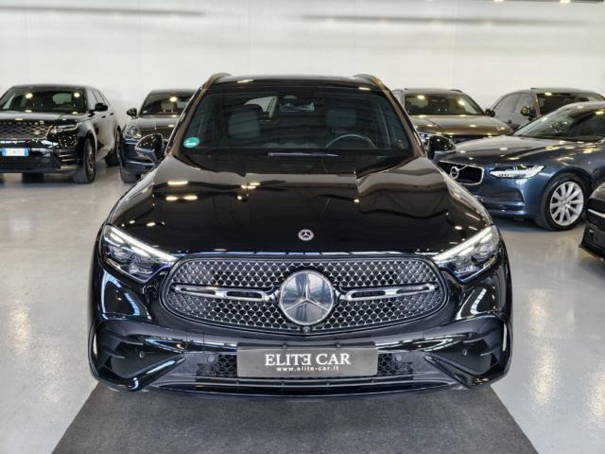 Mercedes-Benz GLC 220 d 4Matic Mild Hybrid AMG Premium Plus (2)