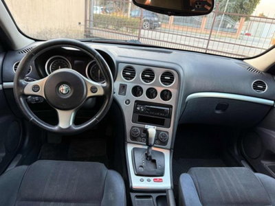 Alfa Romeo 159 SportWagon 1.9 JTDm 150CV Sportwagon Distinctive Q-Tronic (14)