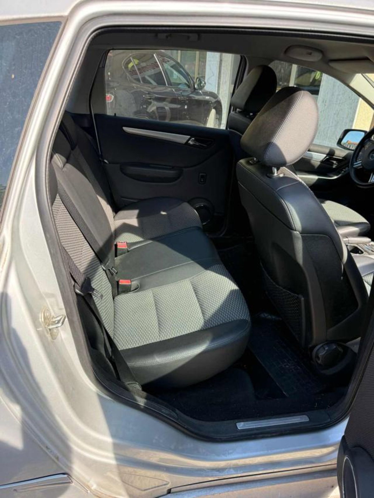 Mercedes-Benz Classe B 180 CDI (12)