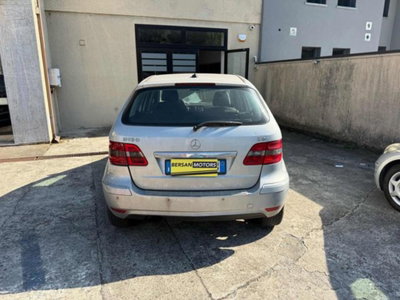 Mercedes-Benz Classe B 180 CDI (4)