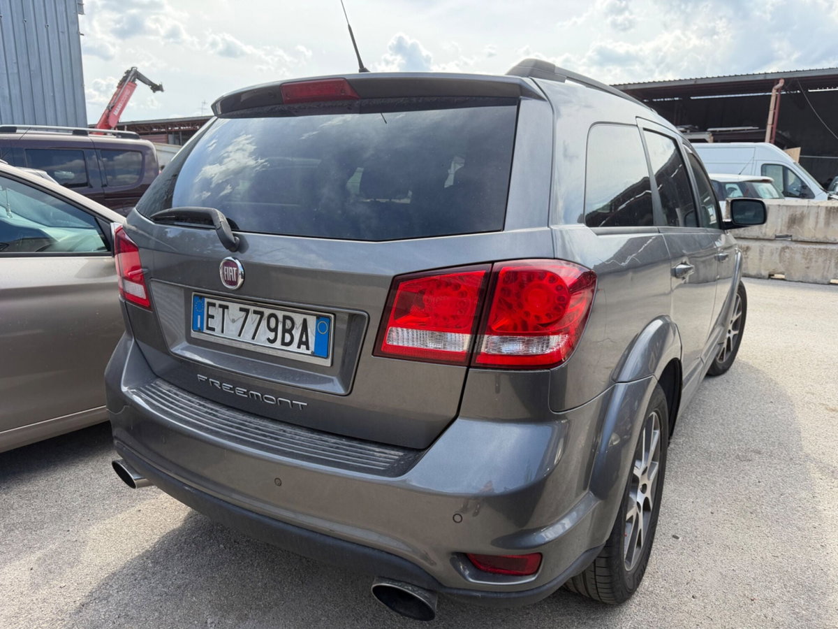 Fiat Freemont 2.0 Multijet 140 CV (5)