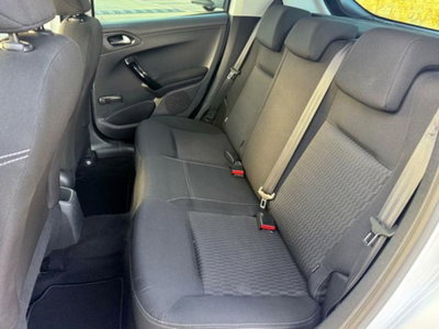 Peugeot 208 82 5 porte Allure (11)