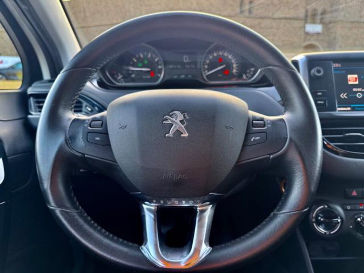Peugeot 208 82 5 porte Allure (14)