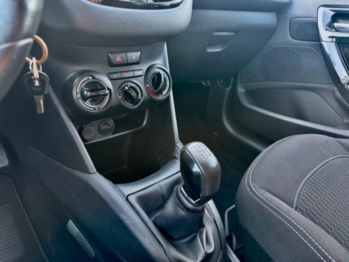 Peugeot 208 82 5 porte Allure (17)