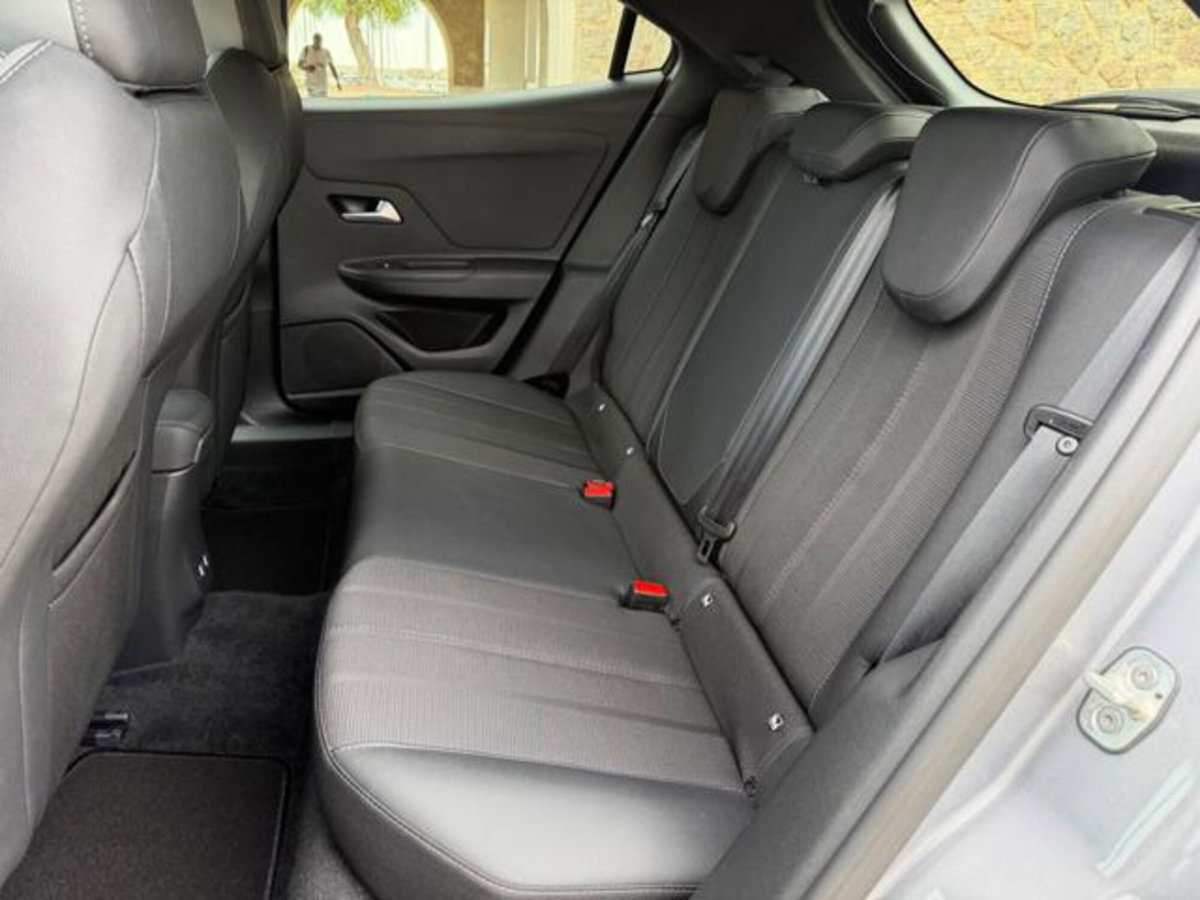 Opel Mokka 1.2 Turbo 130 CV GS Line (11)
