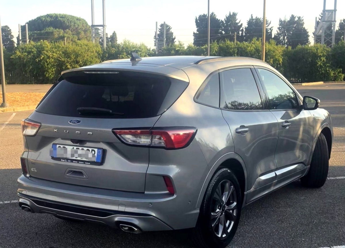 Ford Kuga 1.5 EcoBlue 120 CV aut. 2WD ST-Line X (2)