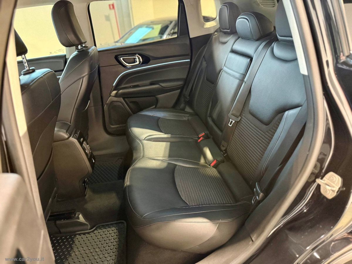 Jeep Compass 1.6 Multijet II 2WD Limited (15)