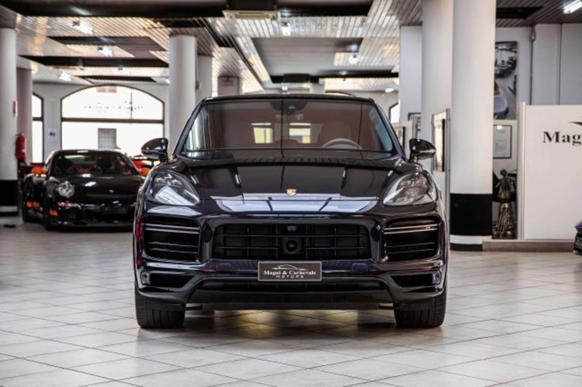 Porsche Cayenne Coupé 4.0 V8 Turbo S E-Hybrid (2)