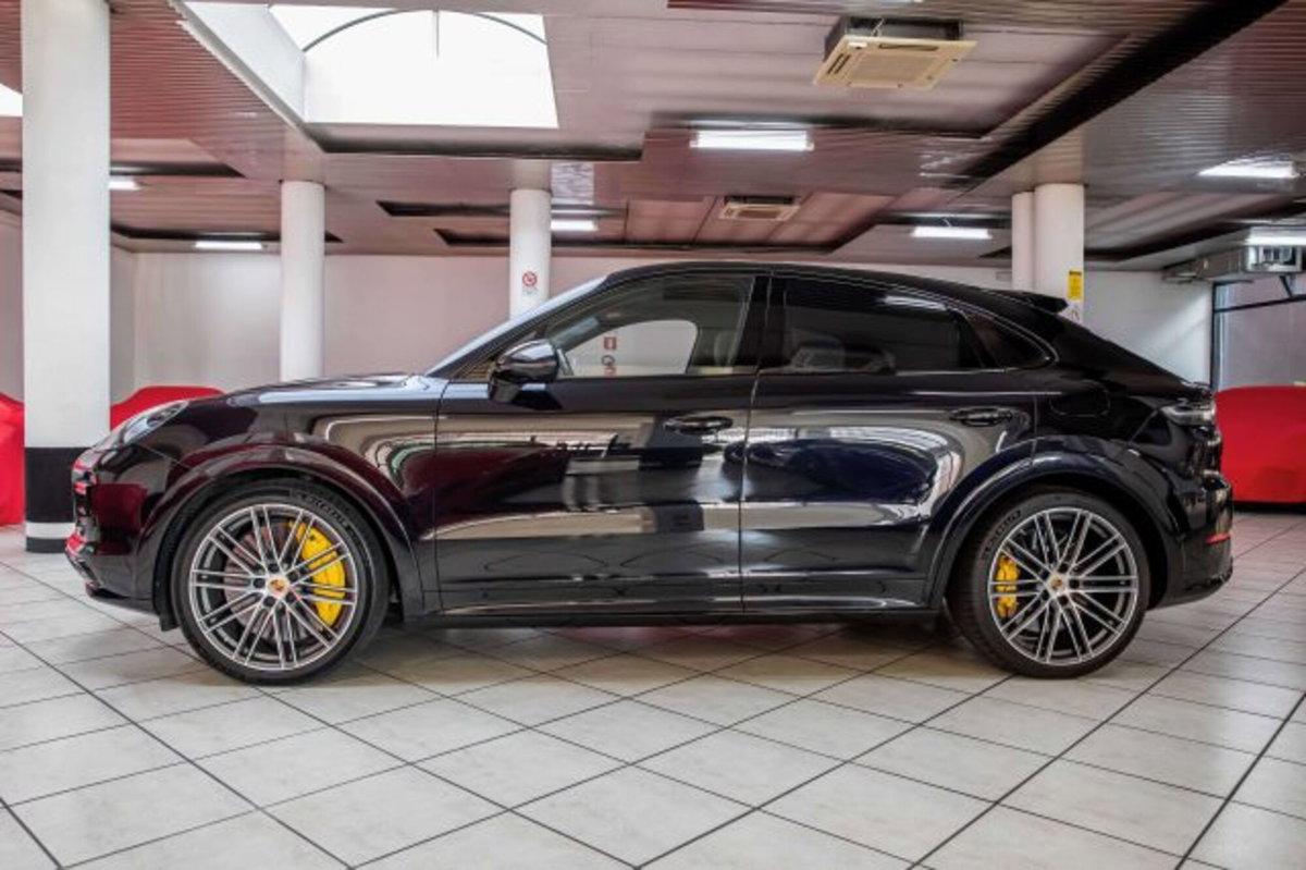 Porsche Cayenne Coupé 4.0 V8 Turbo S E-Hybrid (4)