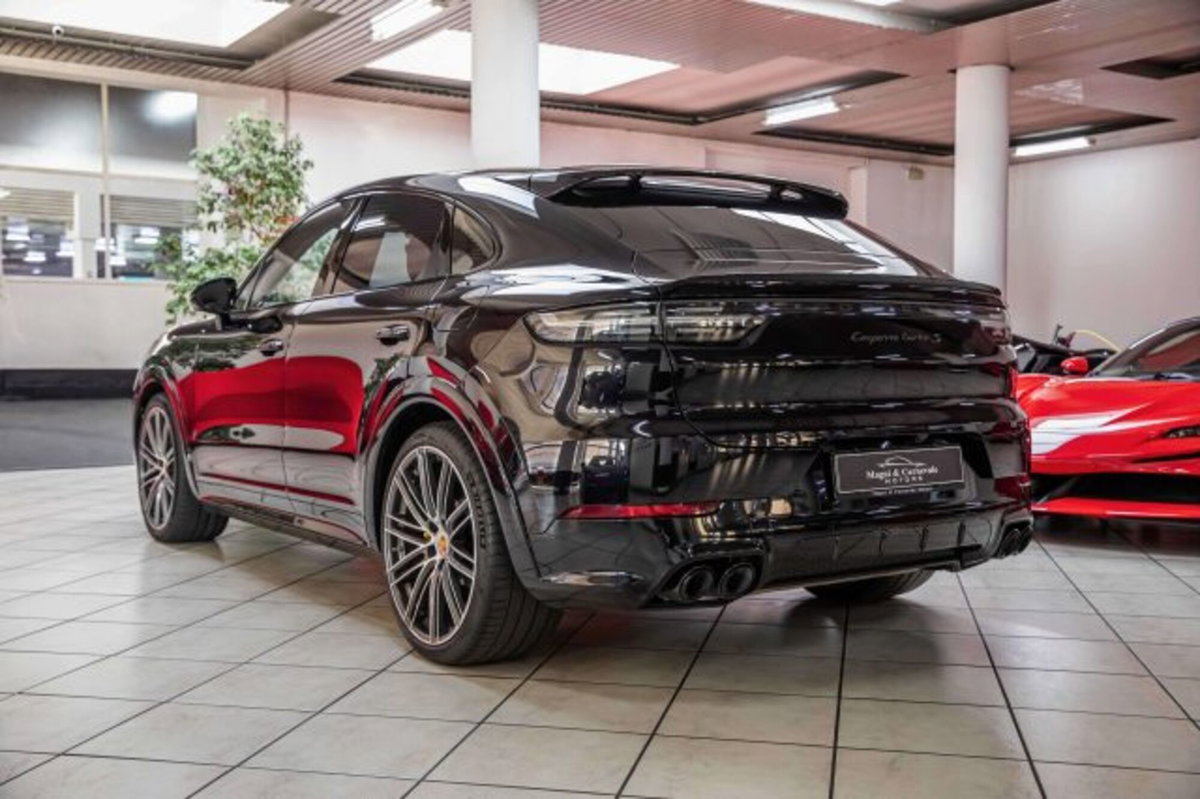 Porsche Cayenne Coupé 4.0 V8 Turbo S E-Hybrid (5)