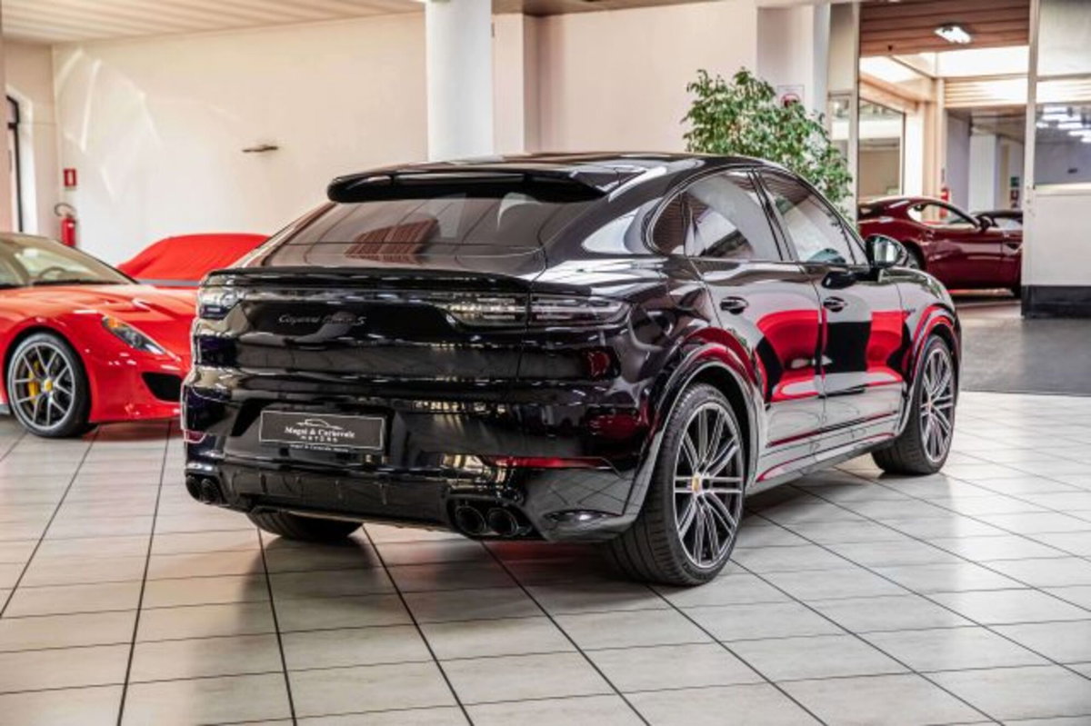 Porsche Cayenne Coupé 4.0 V8 Turbo S E-Hybrid (7)