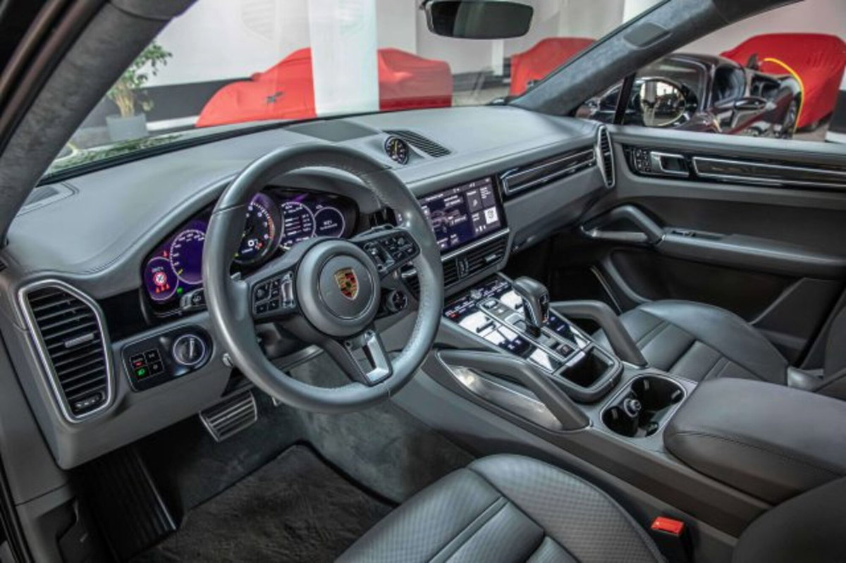 Porsche Cayenne Coupé 4.0 V8 Turbo S E-Hybrid (9)