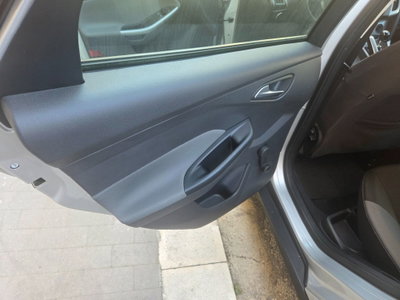 Ford Focus 1.6 TDCi 115 CV Titanium (16)