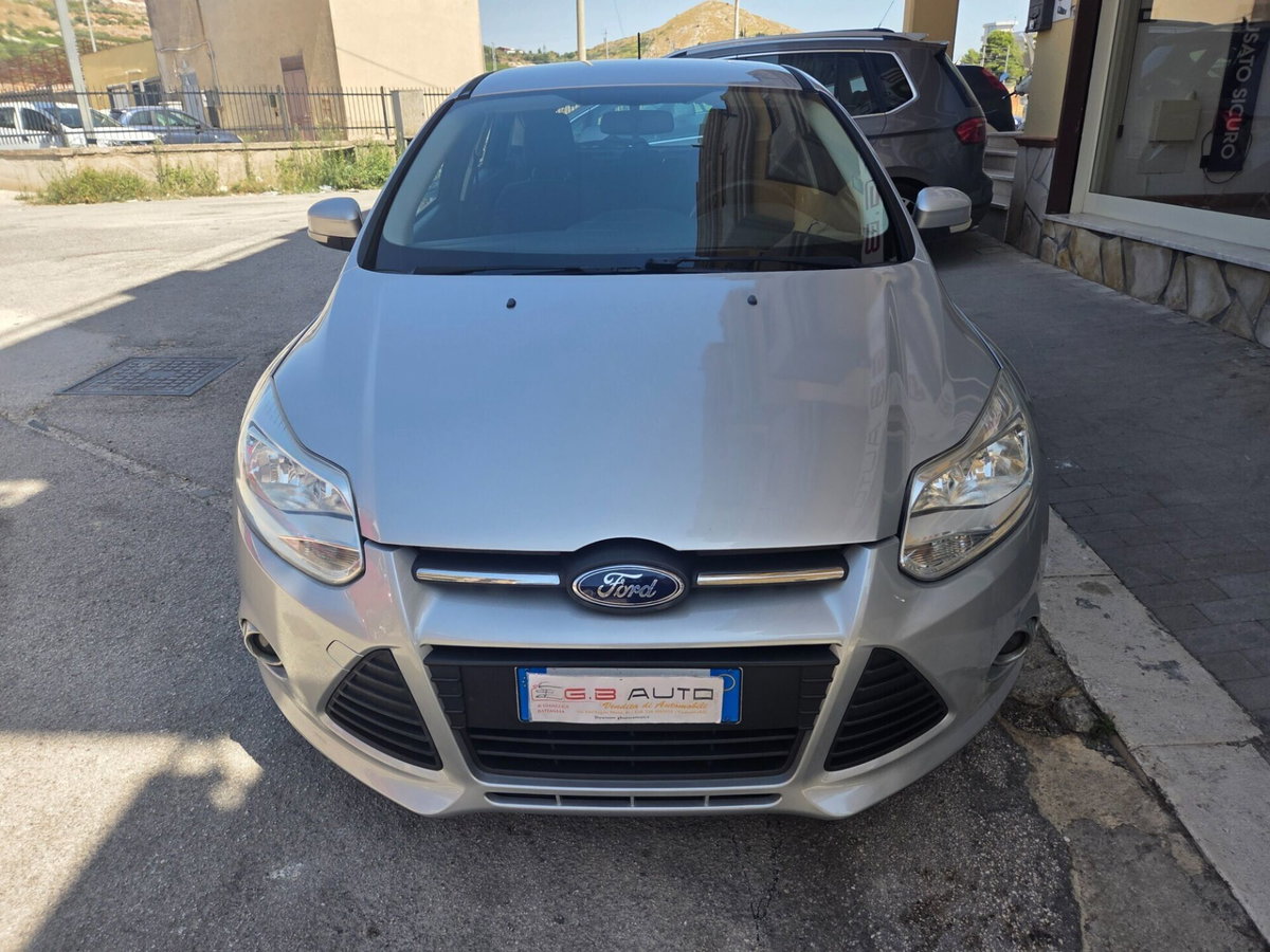 Ford Focus 1.6 TDCi 115 CV Titanium (6)