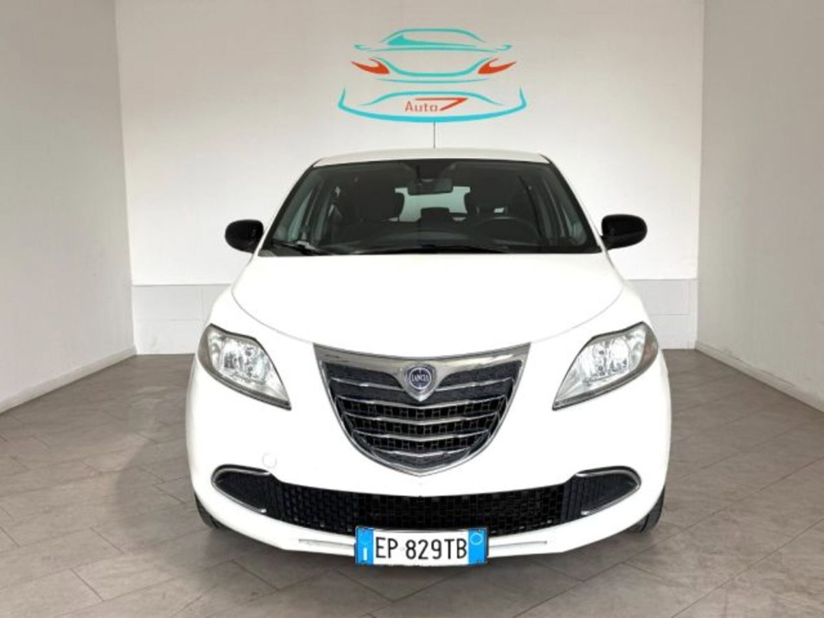 Lancia Ypsilon 1.2 69 CV 5 porte GPL Ecochic Gold