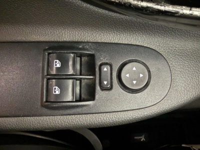 Lancia Ypsilon 1.2 69 CV 5 porte GPL Ecochic Gold (13)