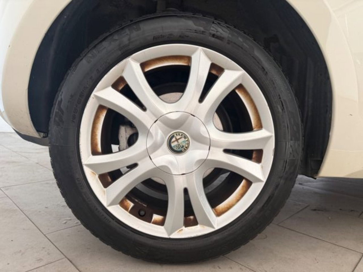 Alfa Romeo MiTo 1.4 70 CV 8V Progression (8)