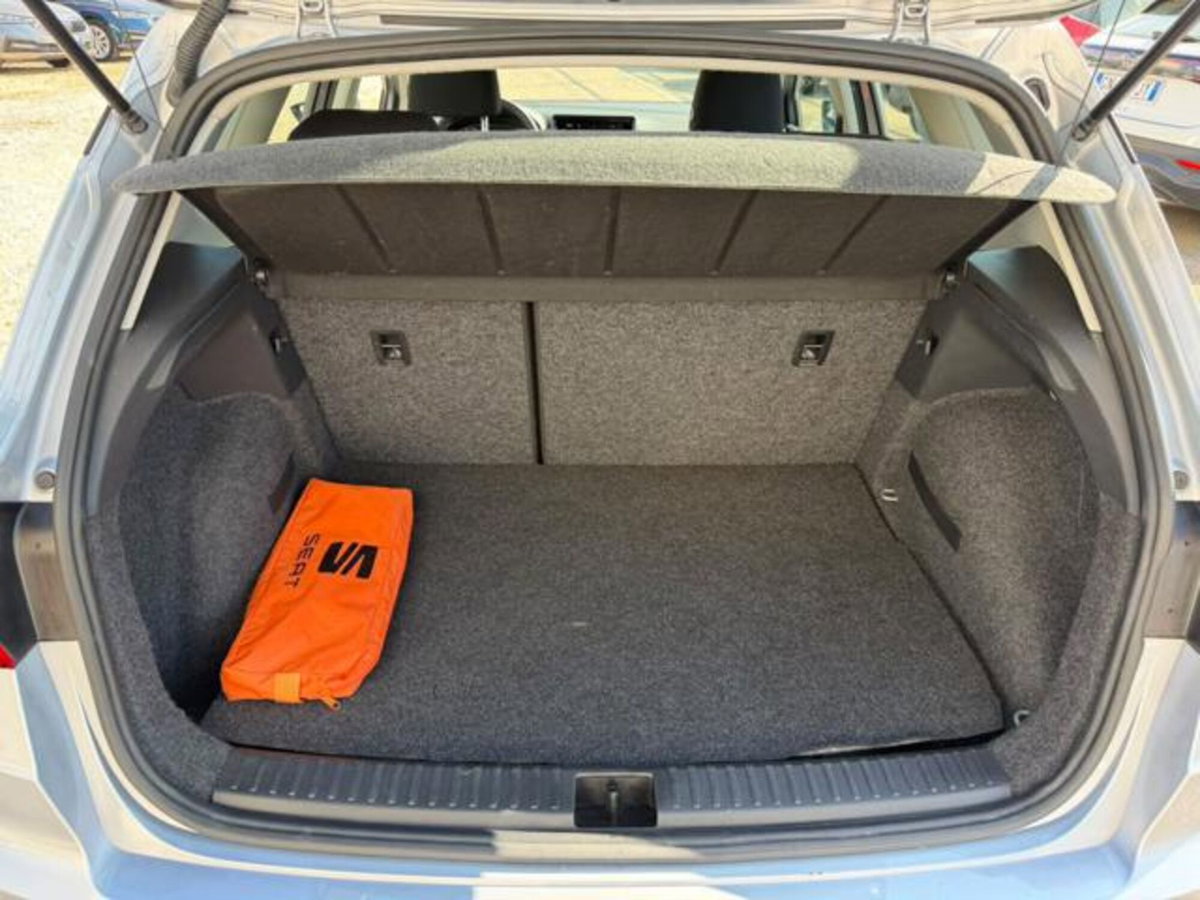 SEAT Arona 1.0 TGI Reference (12)