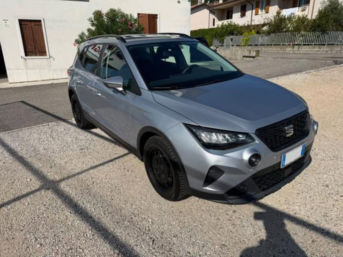 SEAT Arona 1.0 TGI Reference (2)