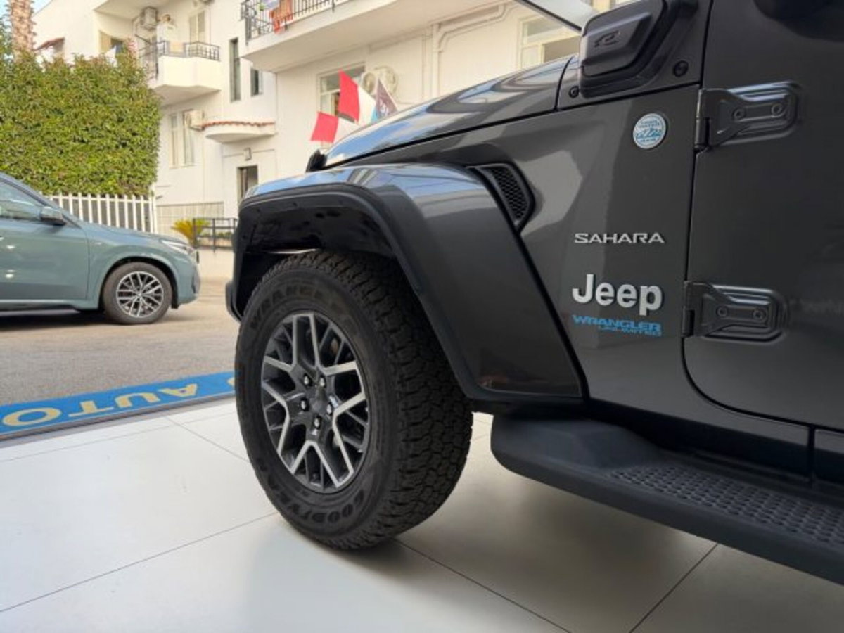 Jeep Wrangler Unlimited 2.0 PHEV ATX 4xe Sahara (15)