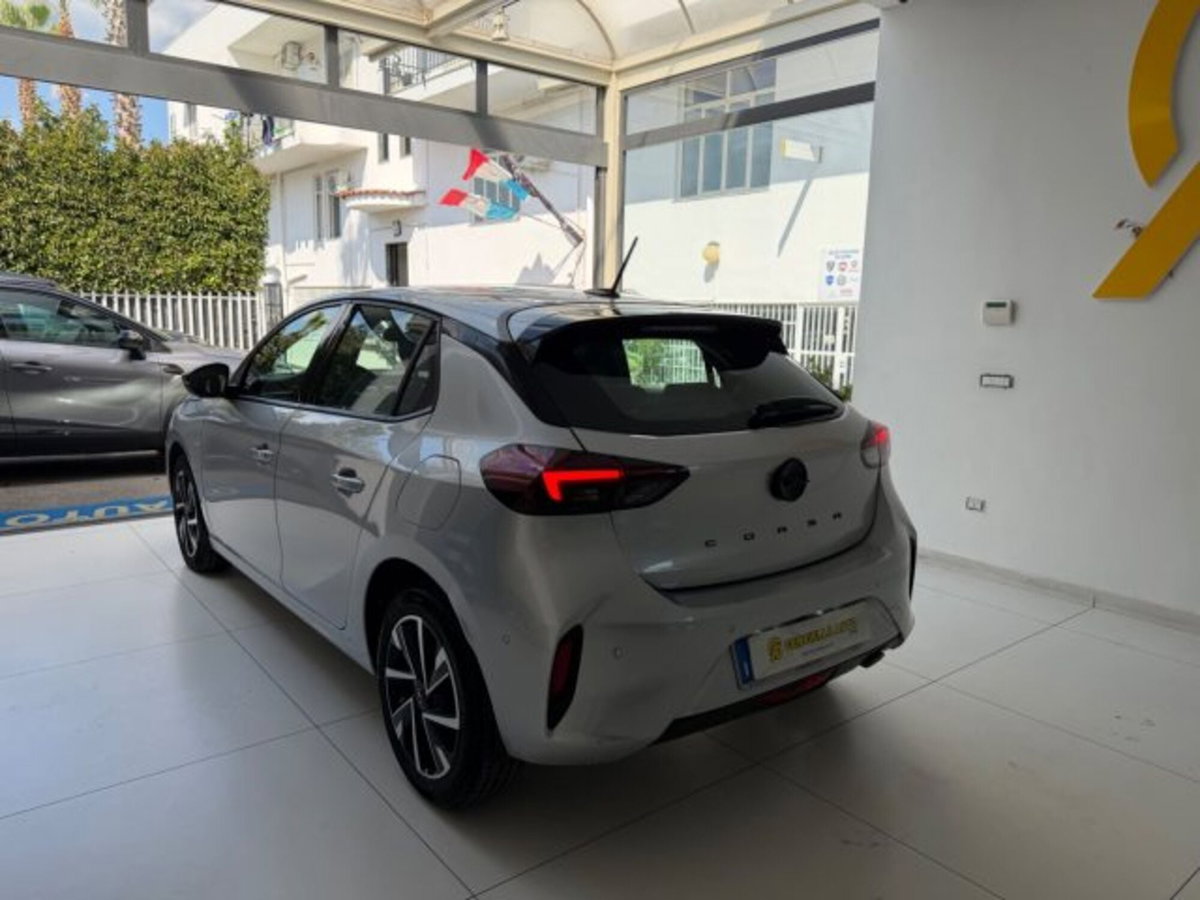 Opel Corsa 1.2 100 CV GS Line (13)