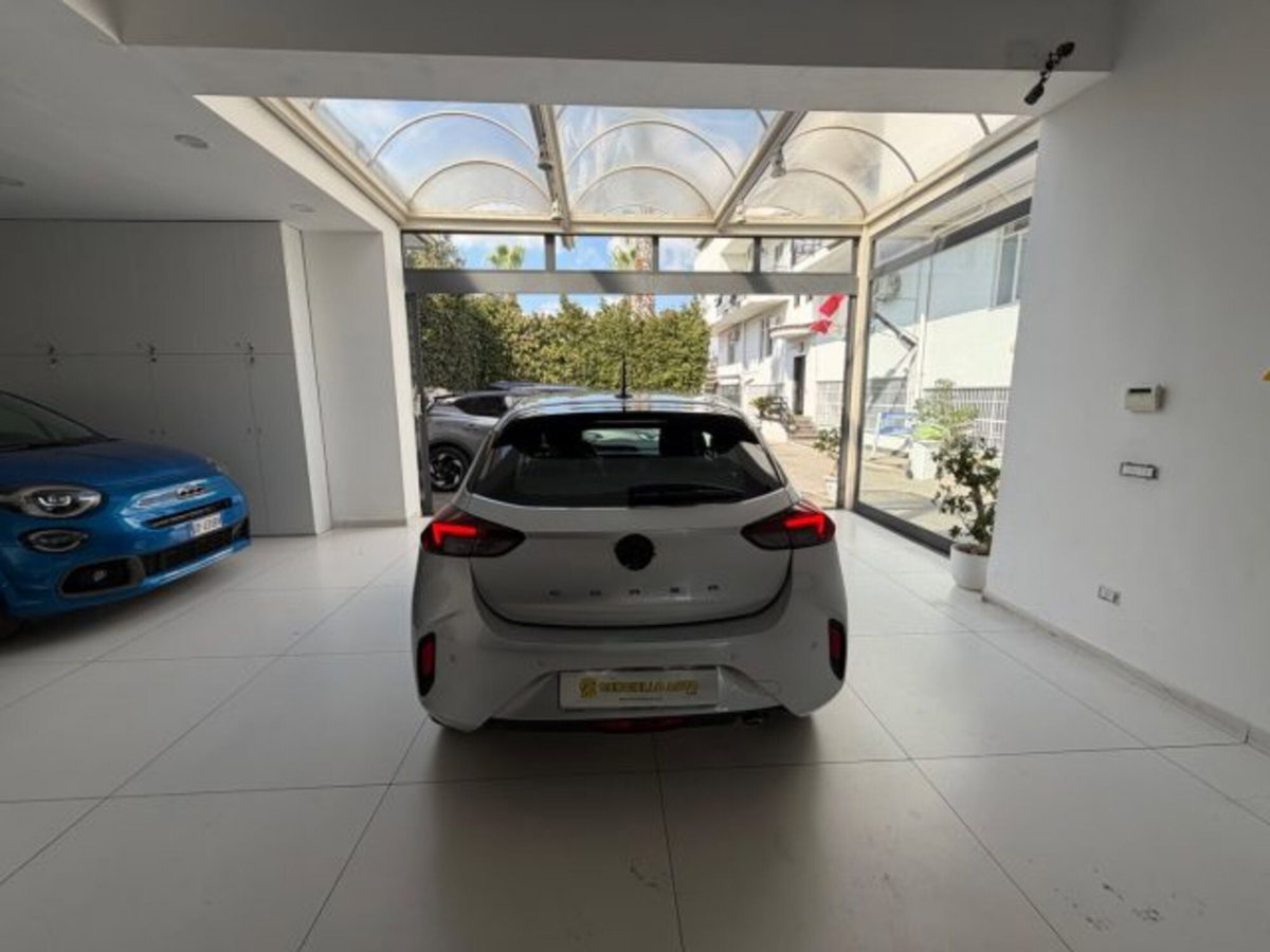 Opel Corsa 1.2 100 CV GS Line (15)