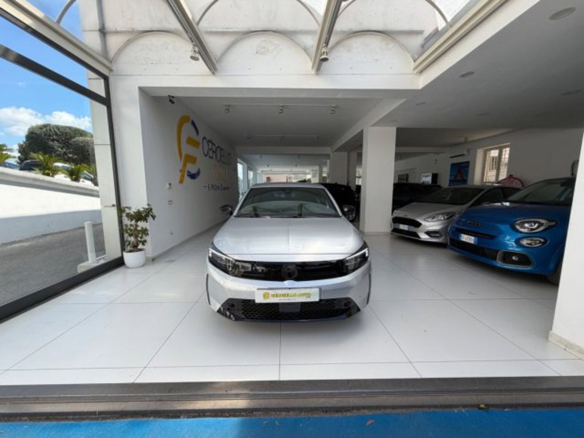 Opel Corsa 1.2 100 CV GS Line (7)