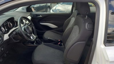 Opel Adam 1.4 87 CV GPL Tech Jam (9)