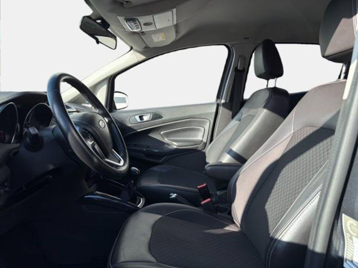 Ford EcoSport 1.5 TDCi 95 CV Titanium S (11)