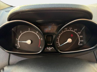 Ford EcoSport 1.5 TDCi 95 CV Titanium S (9)