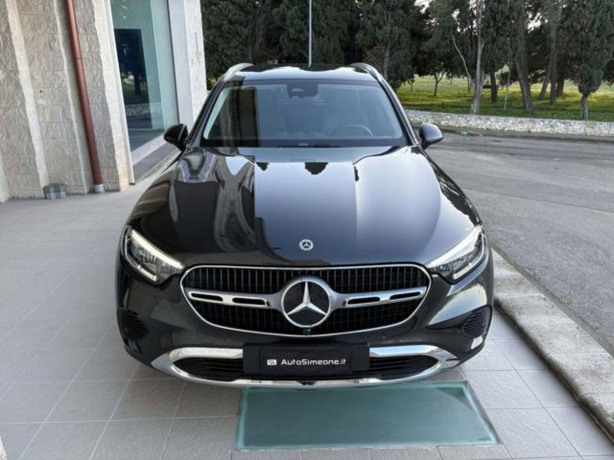 Mercedes-Benz GLC Coupé 200 d Advanced 4matic auto (2)