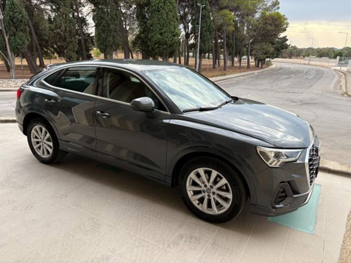 Audi Q3 Sportback 35 TDI quattro S tronic Business Plus (3)