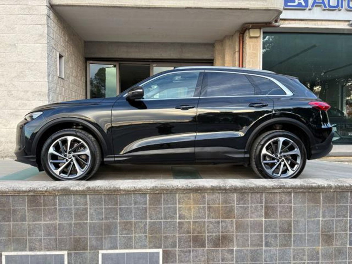 Audi Q5 40 2.0 tdi mhev 12V Business Advanced quattro s-tronic (8)