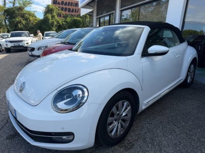 Volkswagen Maggiolino 1.6 TDI DSG Design (8)