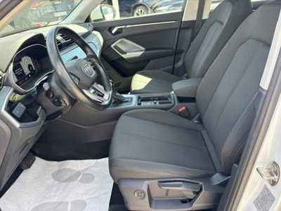 Audi Q3 35 TDI quattro S tronic Business (7)