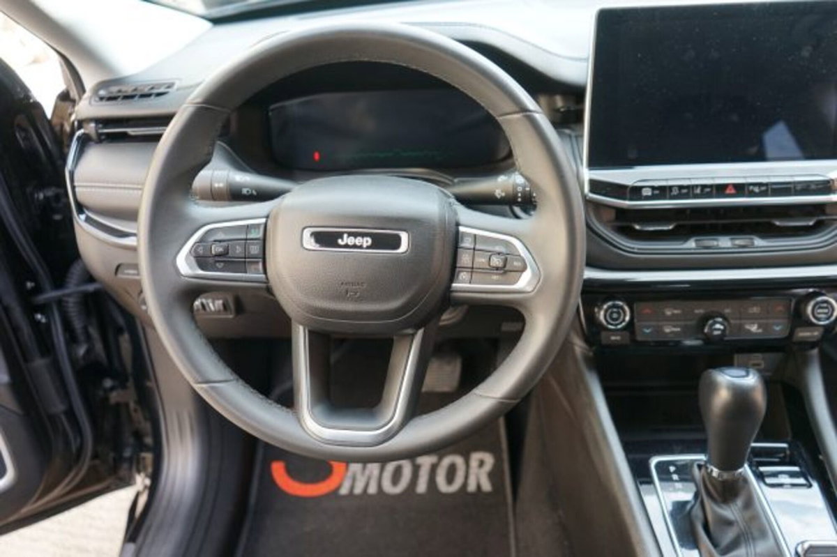 Jeep Compass 1.3 T4 240CV PHEV AT6 4xe S (15)