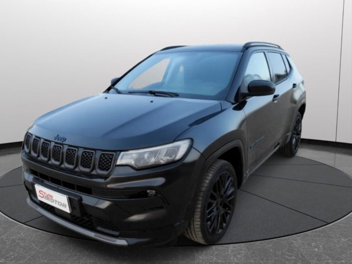 Jeep Compass 1.3 T4 240CV PHEV AT6 4xe S (3)