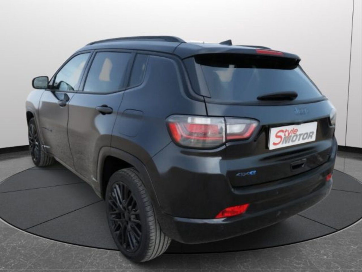 Jeep Compass 1.3 T4 240CV PHEV AT6 4xe S (4)