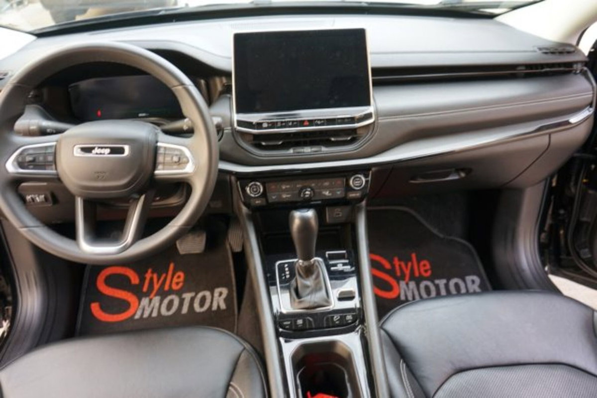 Jeep Compass 1.3 T4 240CV PHEV AT6 4xe S (5)
