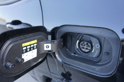 Jeep Compass 1.3 T4 240CV PHEV AT6 4xe S (18)