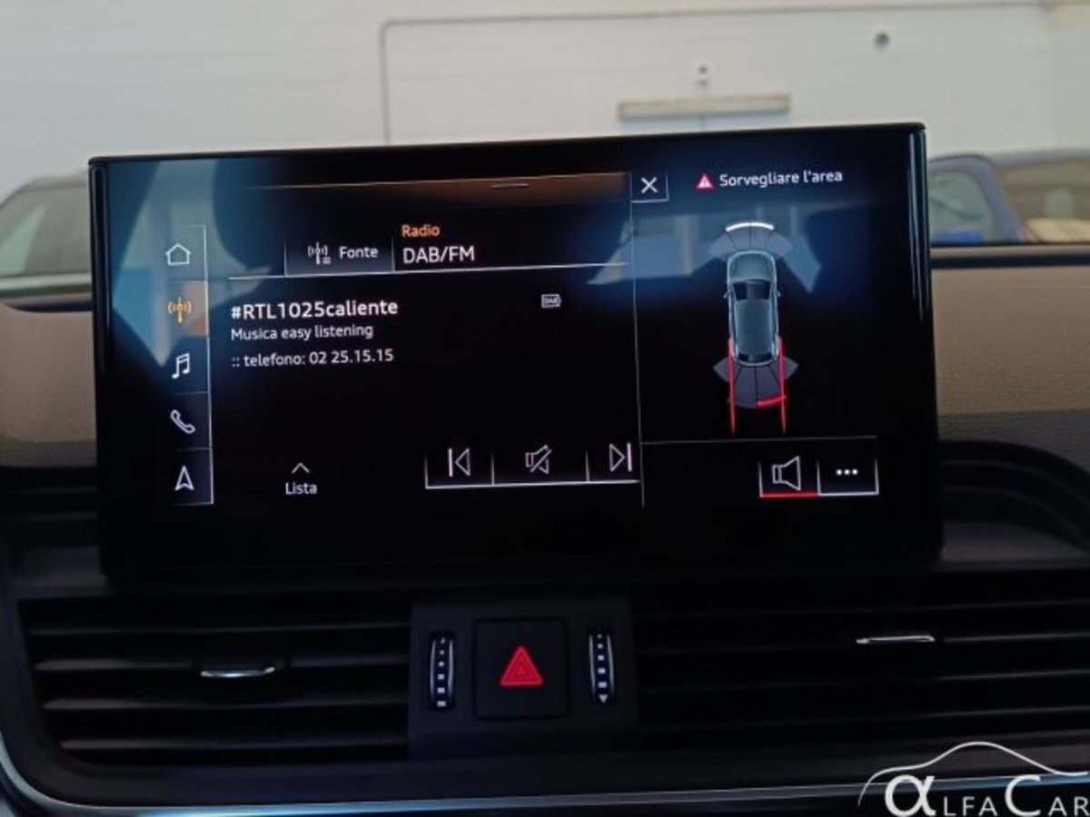Audi Q5 50 TFSI e quattro S tronic Business Design (14)