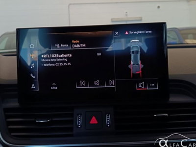 Audi Q5 50 TFSI e quattro S tronic Business Design (14)