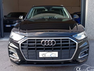 Audi Q5 50 TFSI e quattro S tronic Business Design (3)