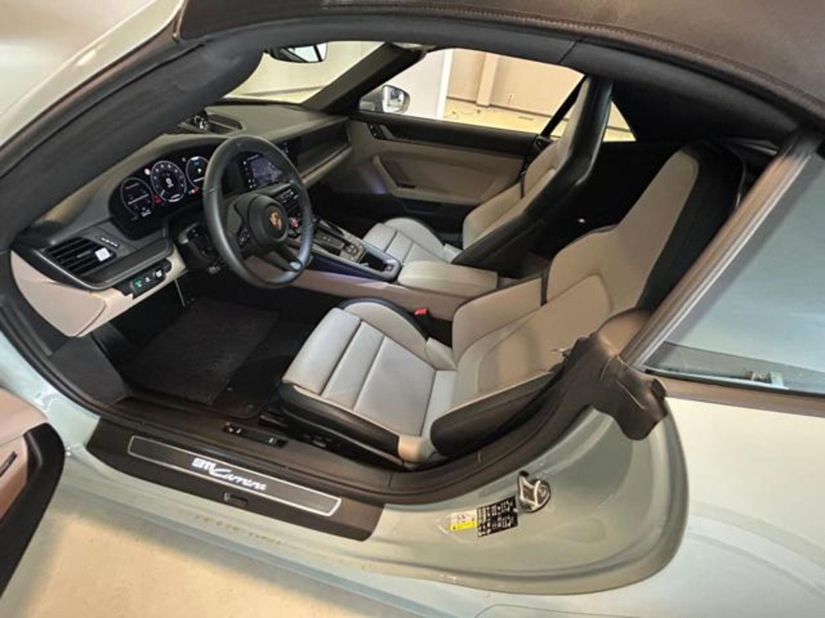 Porsche 911 Cabrio 3.0 Carrera 394cv auto (10)